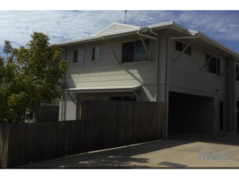 Unit 1/28 Blain St, Blackwater QLD 4717