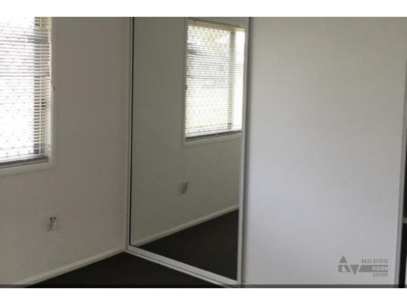Unit 1/28 Blain St, Blackwater QLD 4717