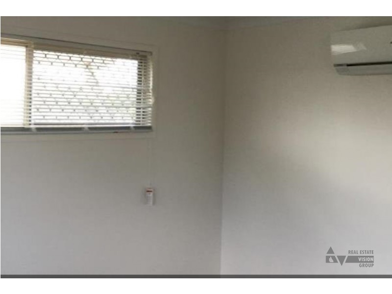 Unit 1/28 Blain St, Blackwater QLD 4717