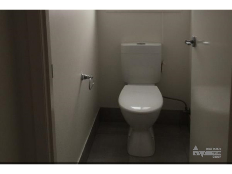 Unit 1/28 Blain St, Blackwater QLD 4717