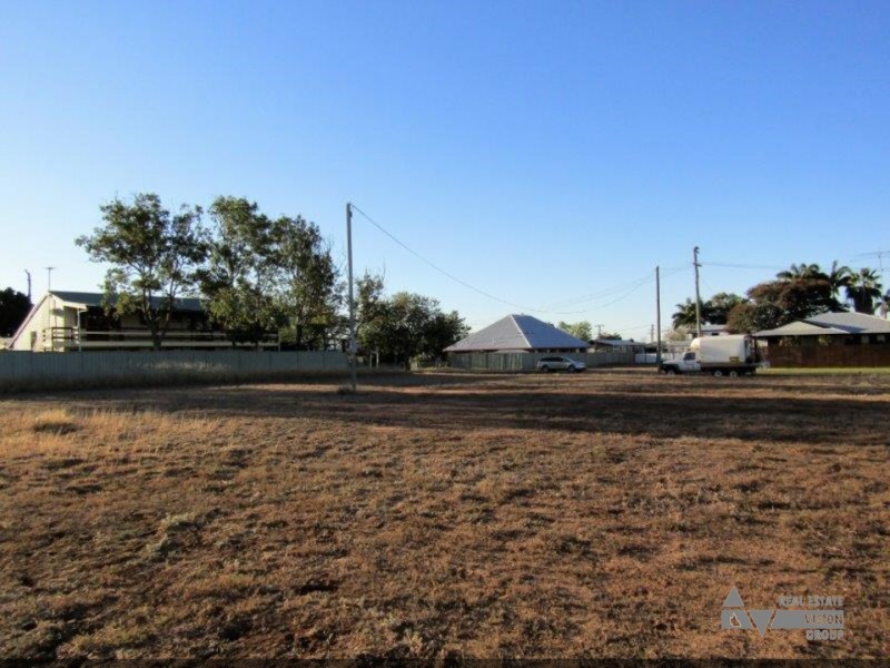 3 Schotia St, Blackwater QLD 4717