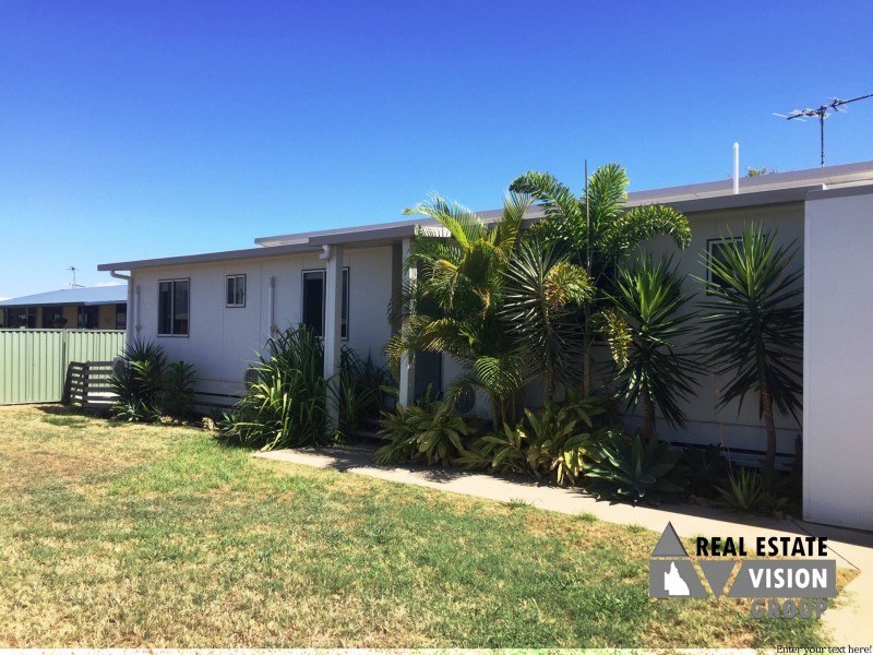 3 Summer Red Ct, Blackwater QLD 4717