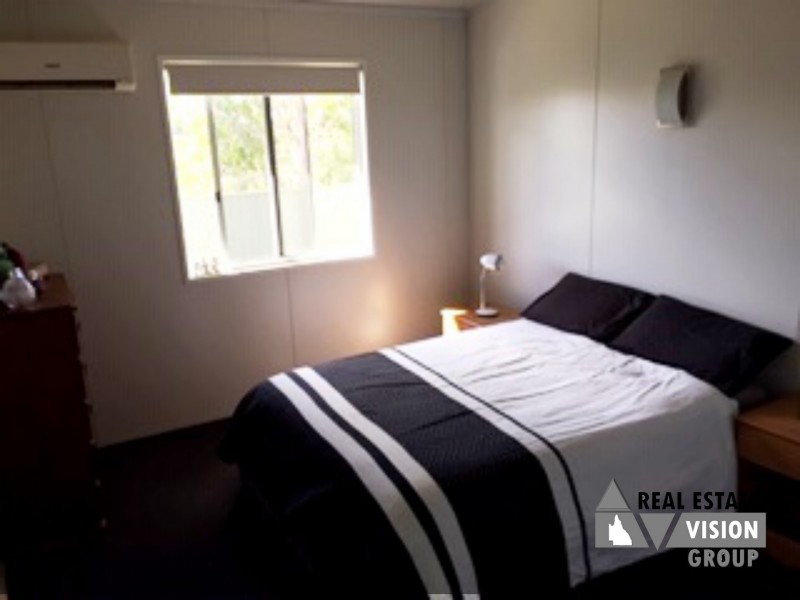 3 Summer Red Ct, Blackwater QLD 4717