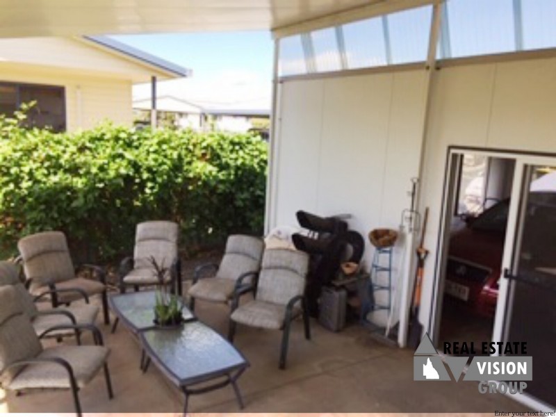 3 Summer Red Ct, Blackwater QLD 4717