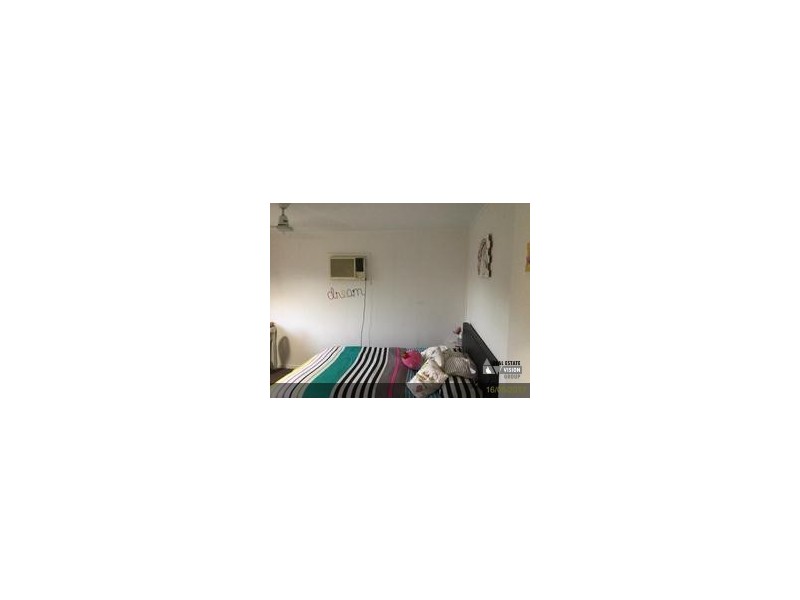 1 Lucie Street, Bluff QLD 4702