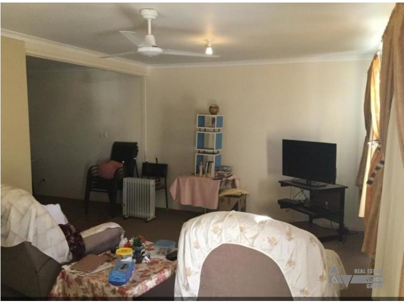 15 Elizabeth St, Duaringa QLD 4712