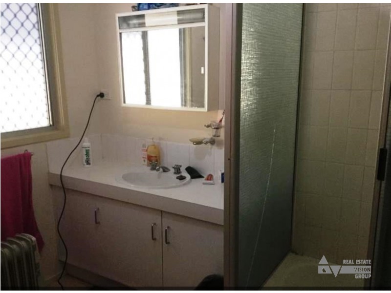 15 Elizabeth St, Duaringa QLD 4712