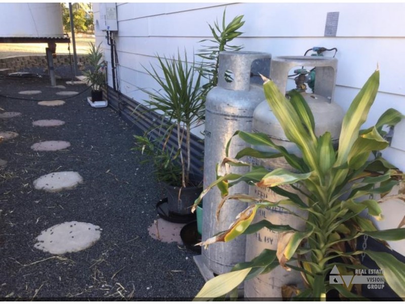 15 Elizabeth St, Duaringa QLD 4712