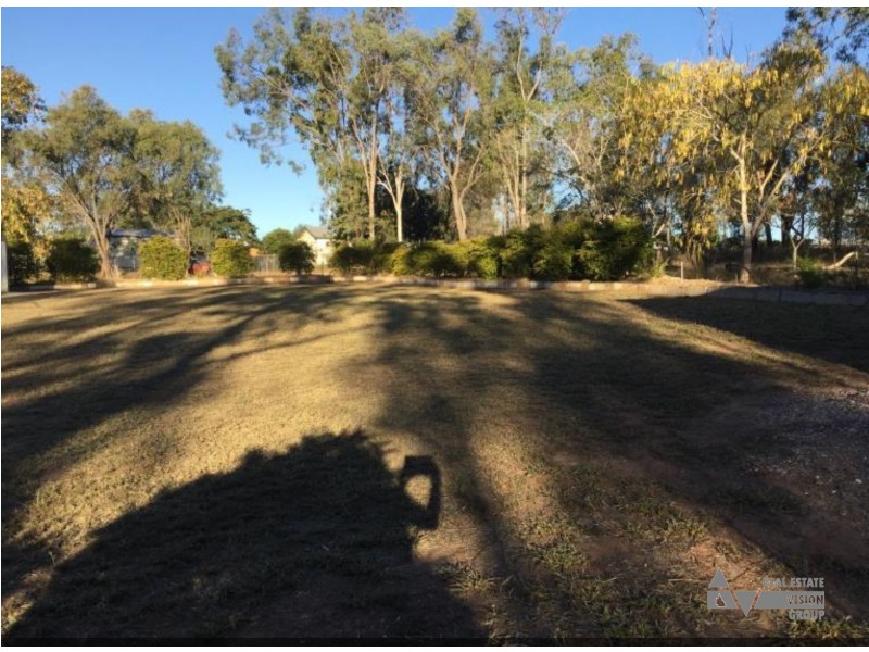 15 Elizabeth St, Duaringa QLD 4712