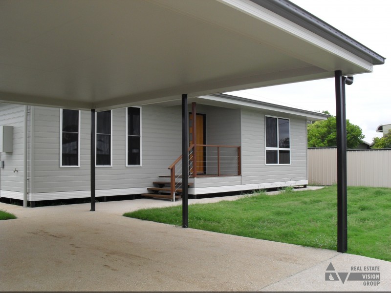 29 Manna St, Blackwater QLD 4717