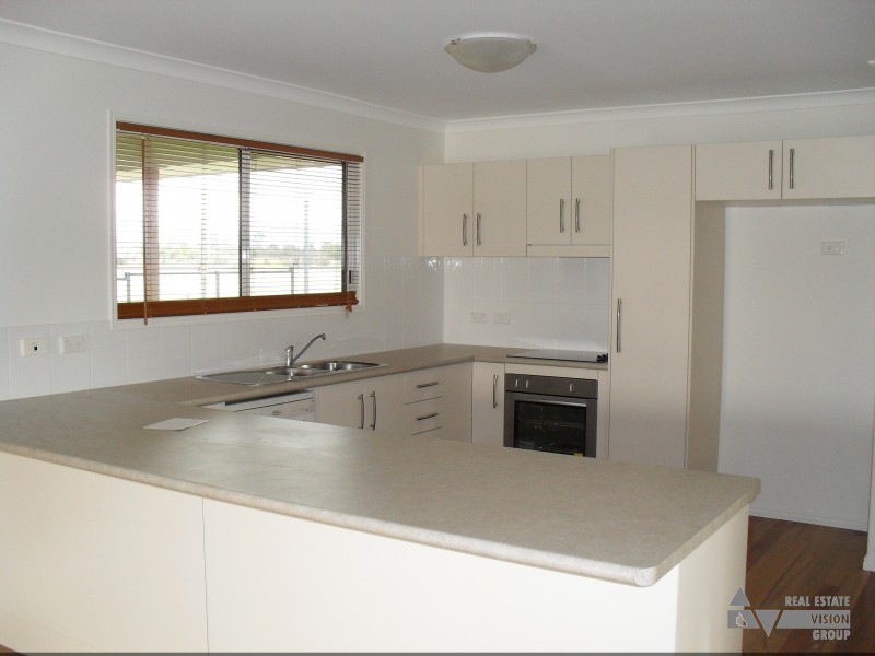 29 Manna St, Blackwater QLD 4717