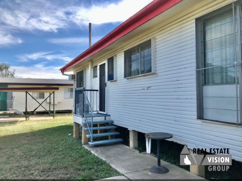 47 Wey St, Blackwater QLD 4717