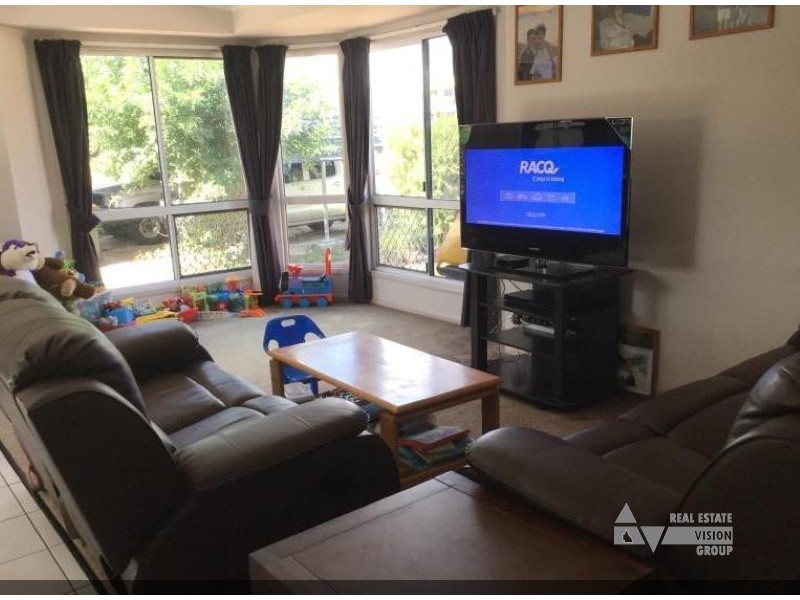 6 Cork St, Blackwater QLD 4717