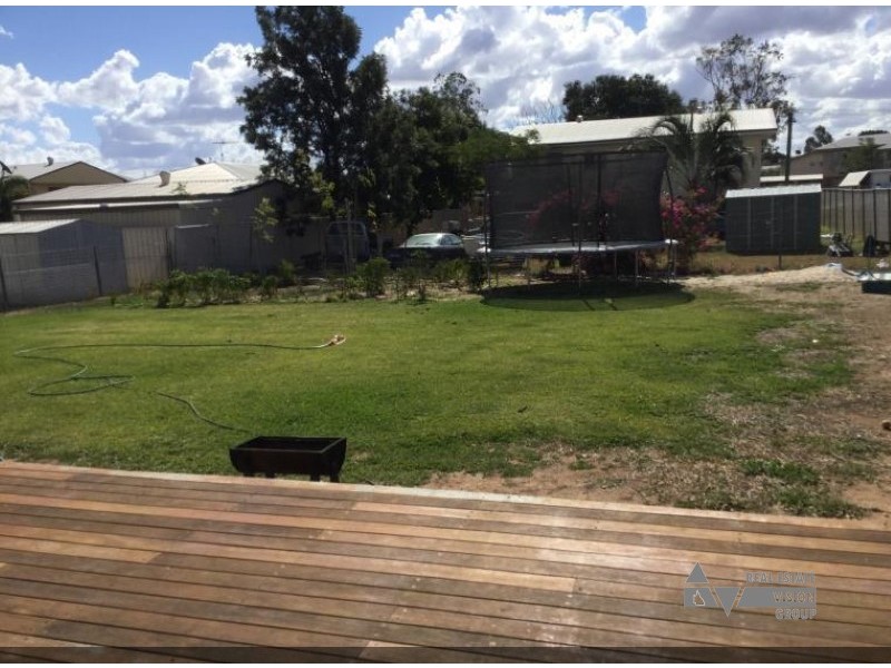 6 Cork St, Blackwater QLD 4717