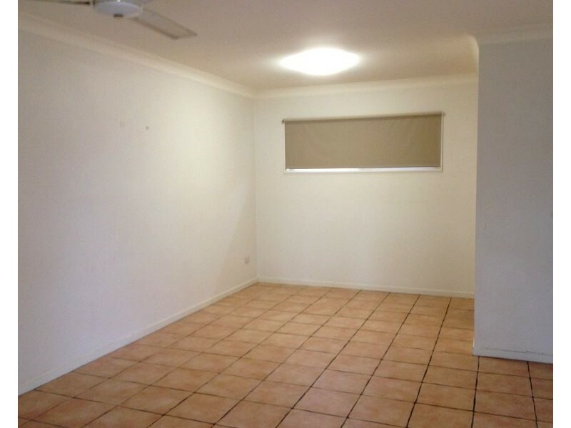 Unit 4/10 Begley St, Airlie Beach QLD 4802