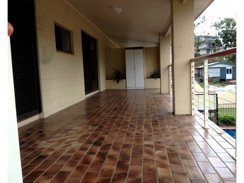 Unit 4/10 Begley St, Airlie Beach QLD 4802