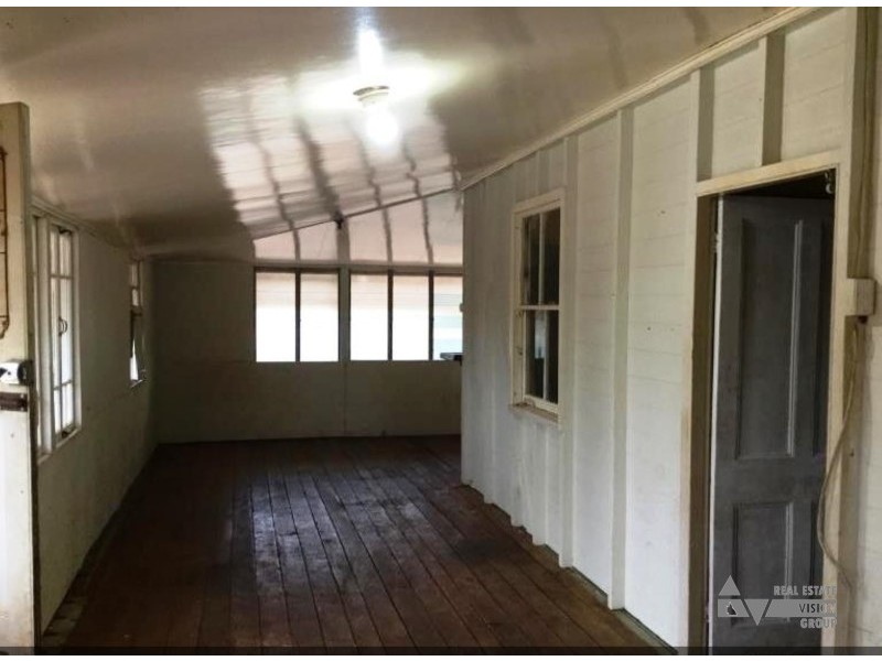 47 Elizabeth St, Duaringa QLD 4712