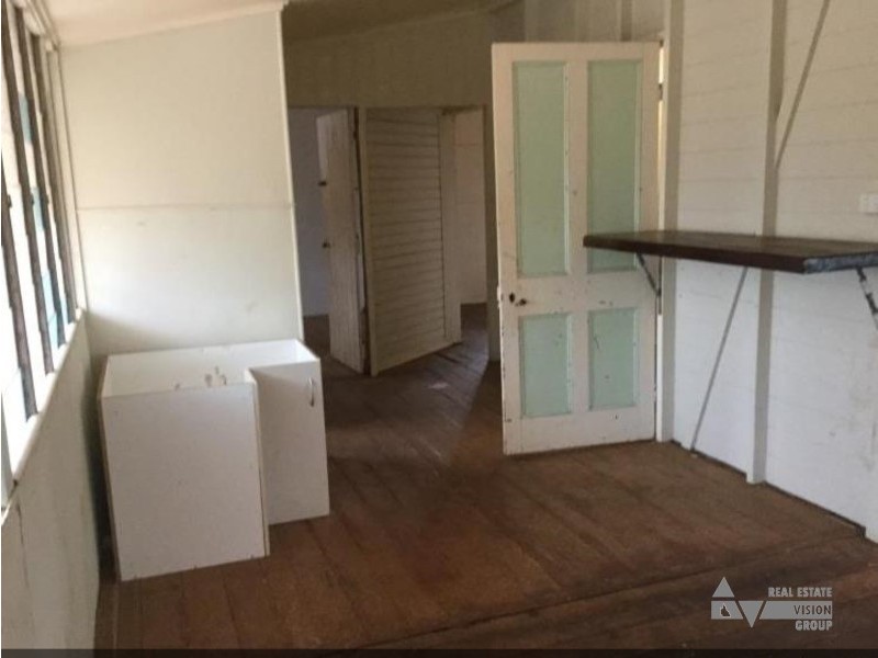 47 Elizabeth St, Duaringa QLD 4712