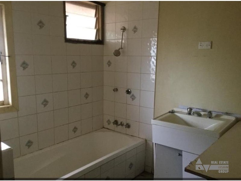 47 Elizabeth St, Duaringa QLD 4712