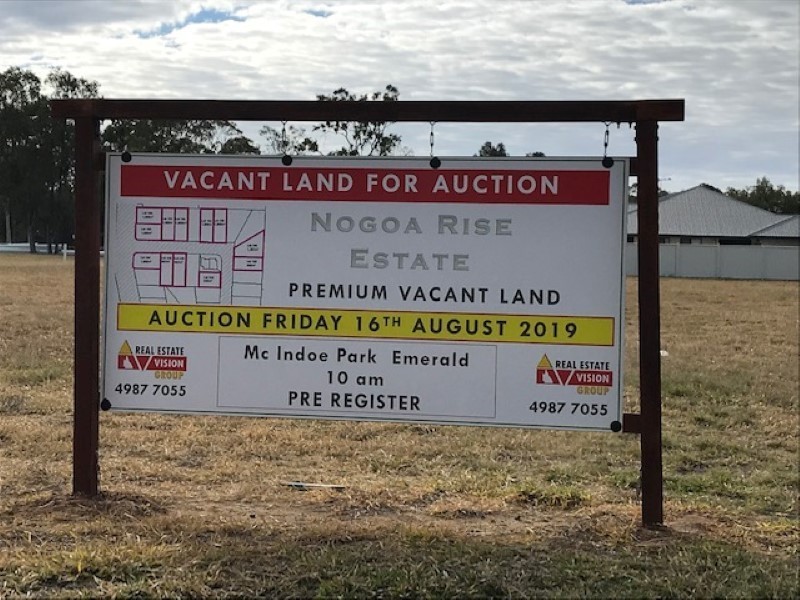 96 Mayfair Dr, Emerald QLD 4720