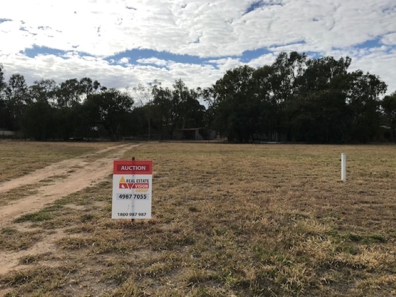 17 Milliken St, Emerald QLD 4720