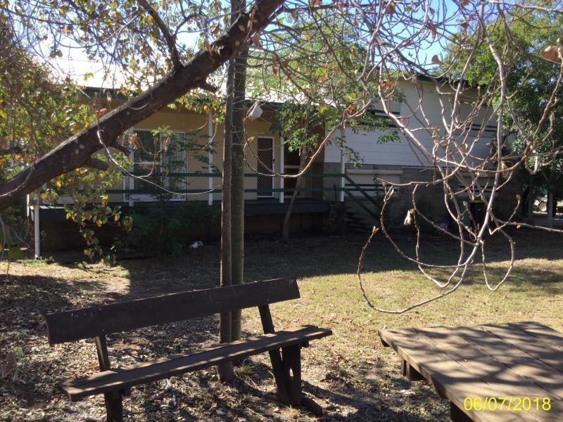 42 Doon St, Blackwater QLD 4717