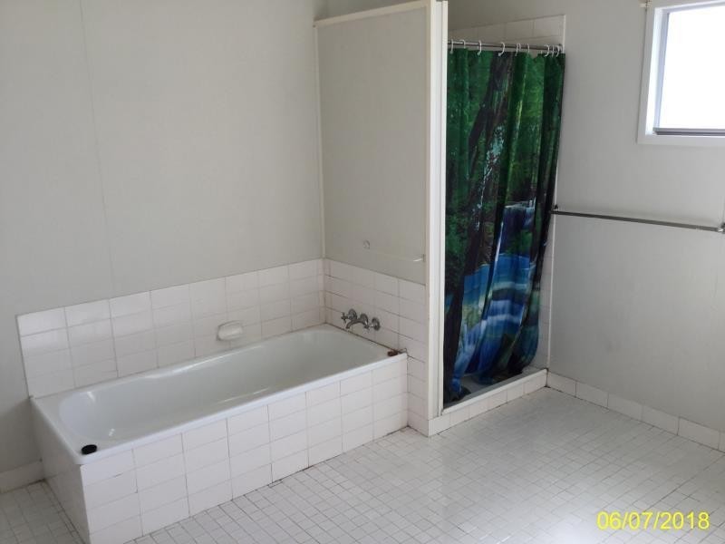 42 Doon St, Blackwater QLD 4717