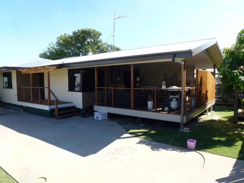 20 Yellowwood St, Blackwater QLD 4717