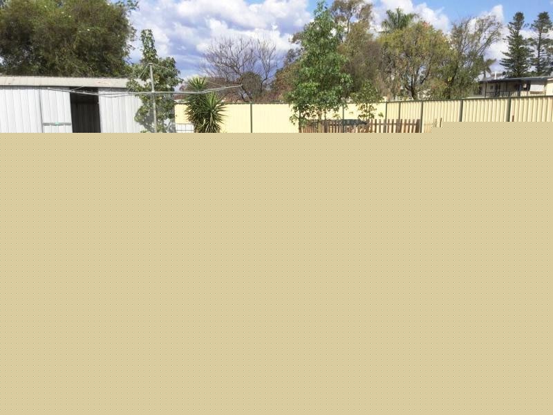 10 Columba St, Blackwater QLD 4717
