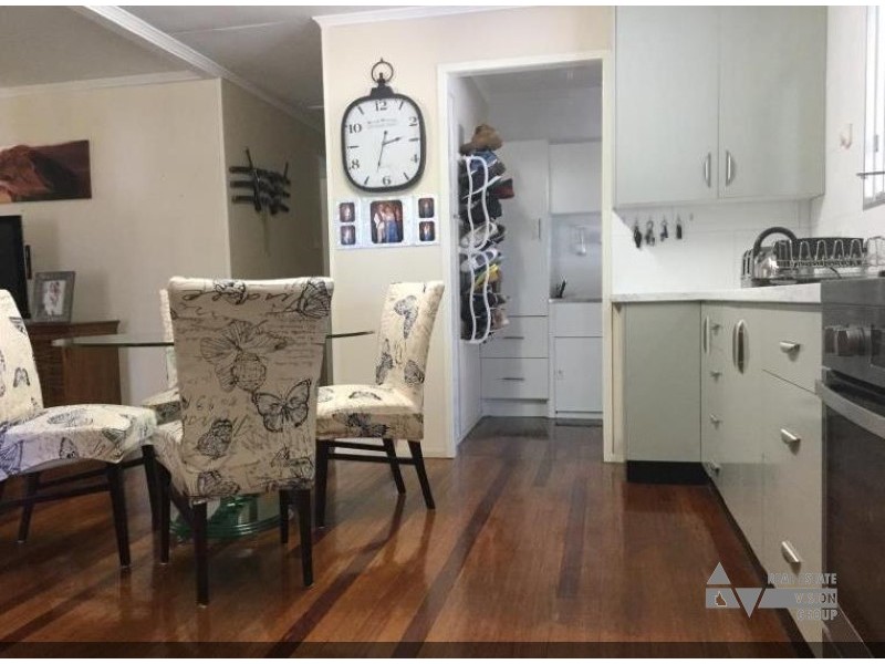 16 Ironbark St, Blackwater QLD 4717