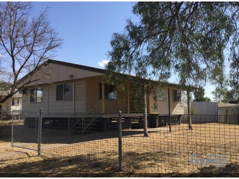 13 Fern St, Blackwater QLD 4717