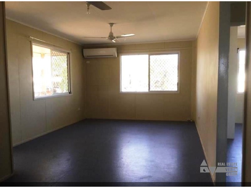 13 Fern St, Blackwater QLD 4717