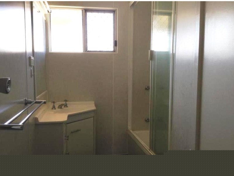 13 Fern St, Blackwater QLD 4717