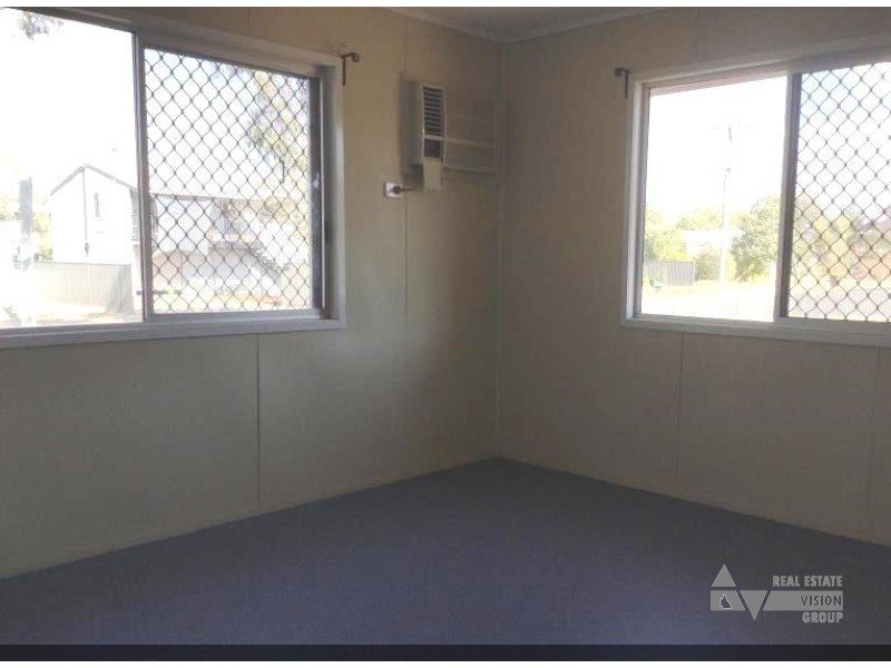 13 Fern St, Blackwater QLD 4717