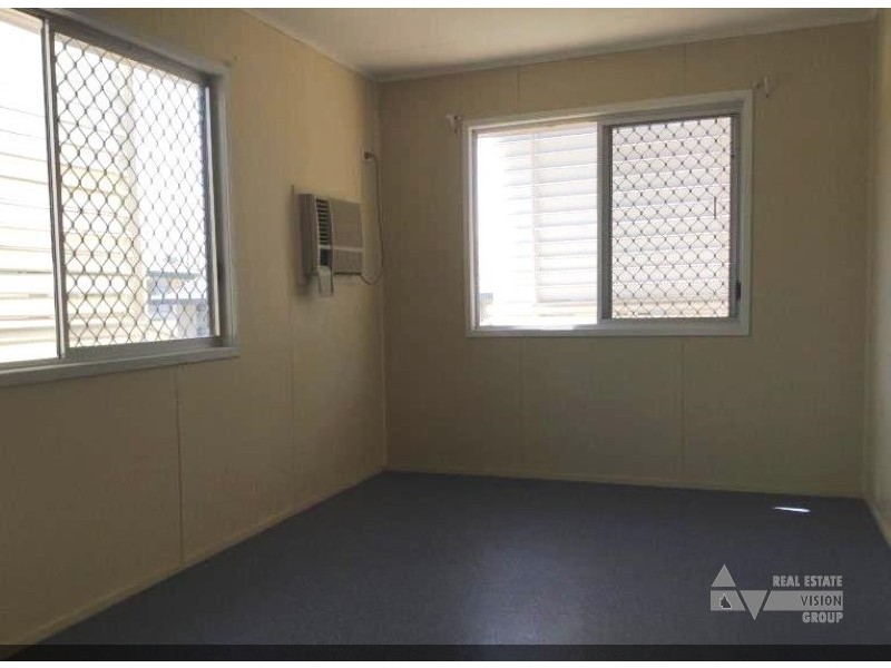 13 Fern St, Blackwater QLD 4717