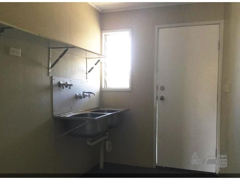 13 Fern St, Blackwater QLD 4717