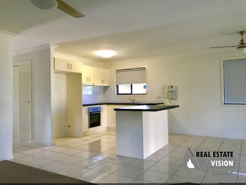 2 Easton Street, Emerald QLD 4720