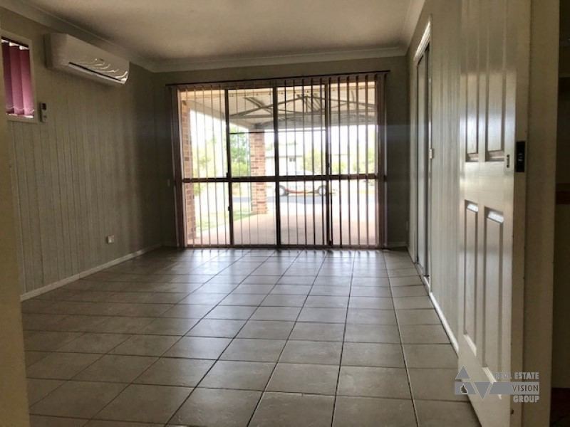 79 Park Ave, Emerald QLD 4720