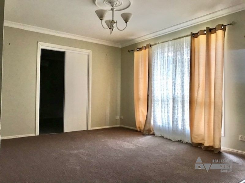 79 Park Ave, Emerald QLD 4720