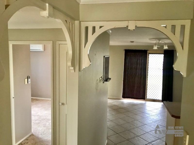 79 Park Ave, Emerald QLD 4720