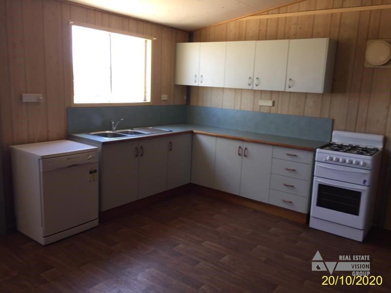 37 Ardurad Rd, Blackwater QLD 4717
