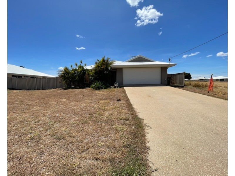32 Manna Street, Blackwater QLD 4717