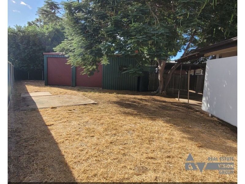 3 Palm Street, Blackwater QLD 4717