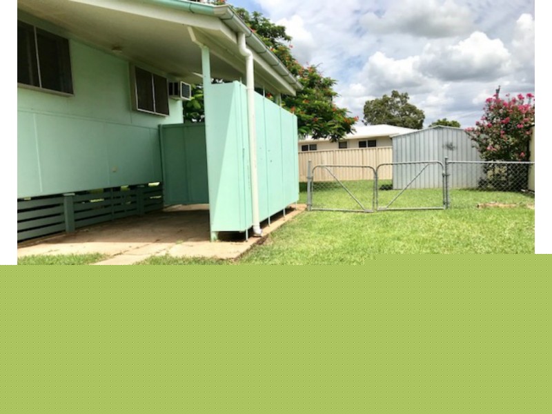 28 Long St, Blackwater QLD 4717