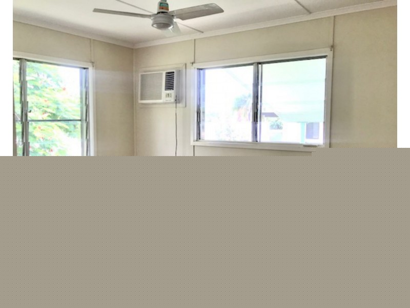 28 Long St, Blackwater QLD 4717