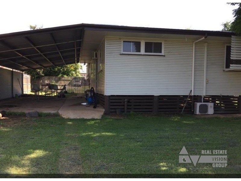 20 Arnold St, Blackwater QLD 4717