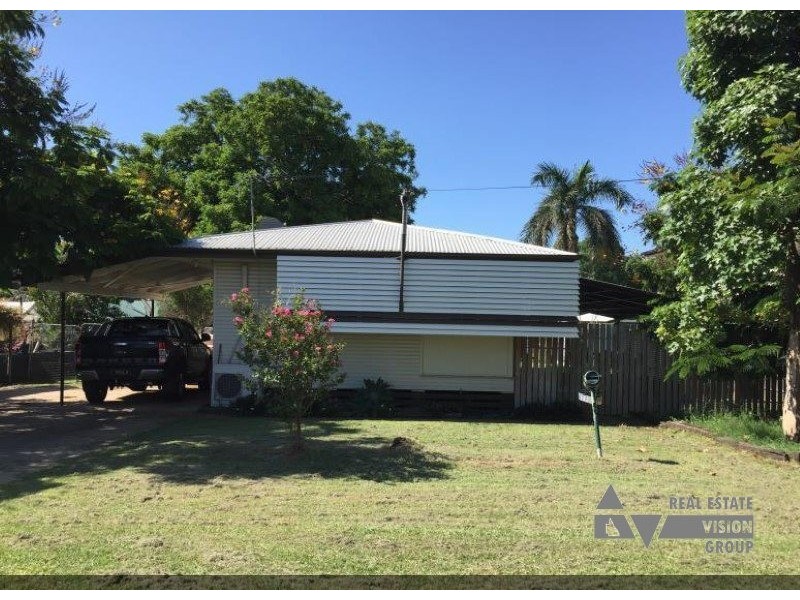 20 Arnold St, Blackwater QLD 4717