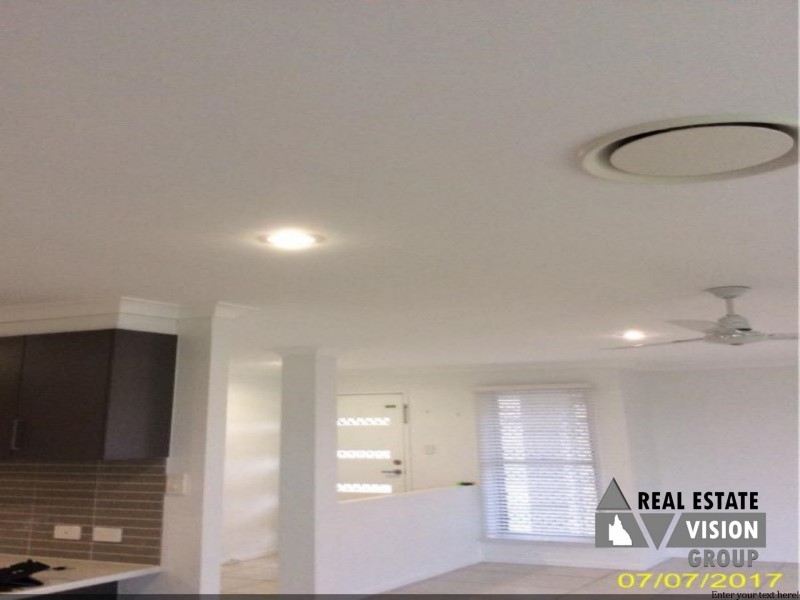 8 Whitney St, Emerald QLD 4720