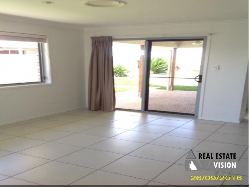 8 Whitney St, Emerald QLD 4720