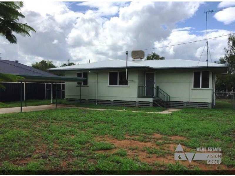 7 Seeman St, Blackwater QLD 4717